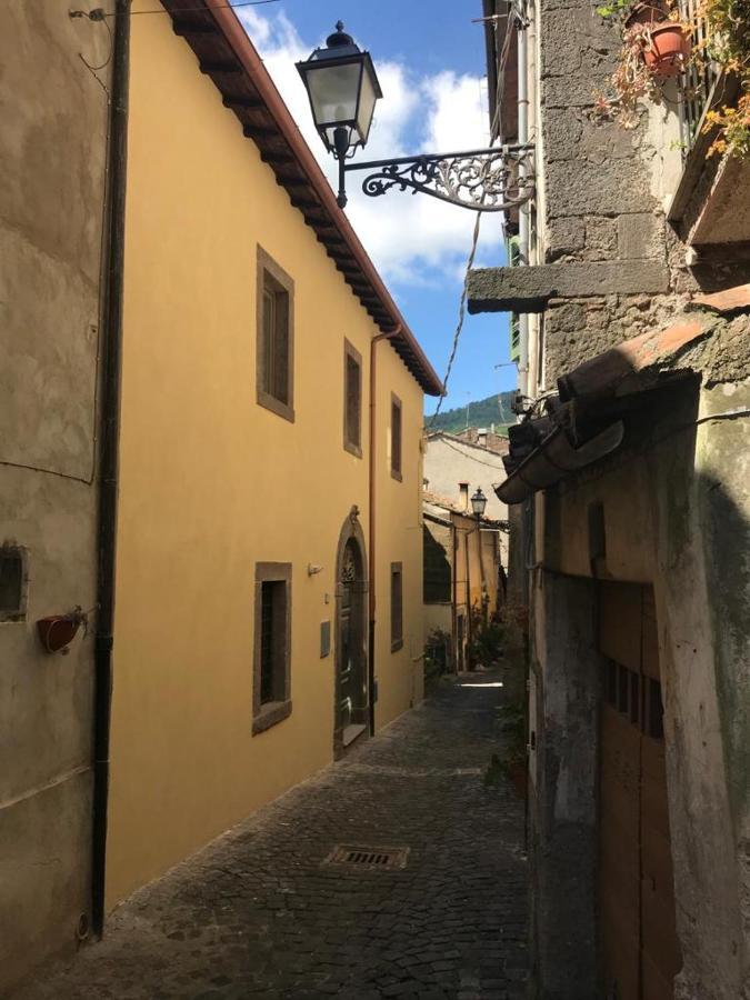 サリアーノ・ネル・チミーノLa Rocca Houseアパートメント エクステリア 写真